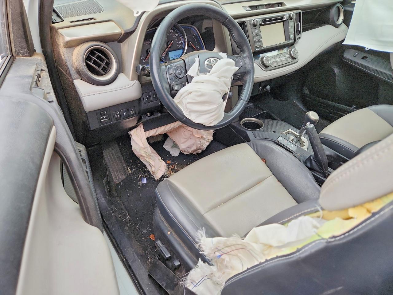 2015 TOYOTA RAV4 LIMITED photo 8