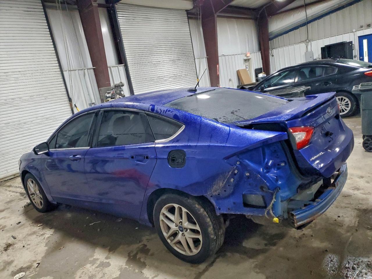 2013 FORD FUSION SE photo 2