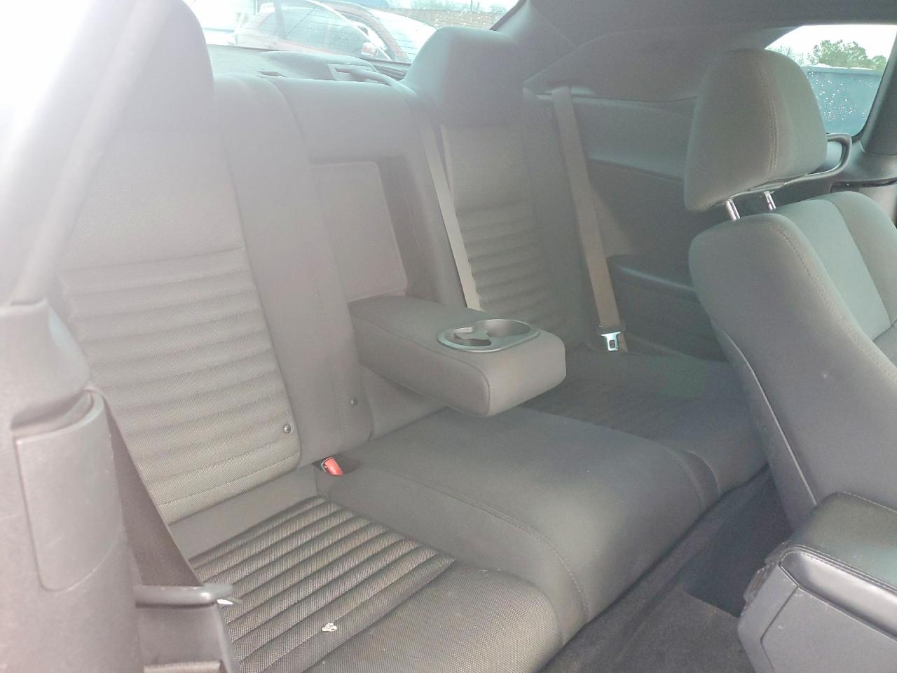 2012 DODGE CHALLENGER SXT photo 10
