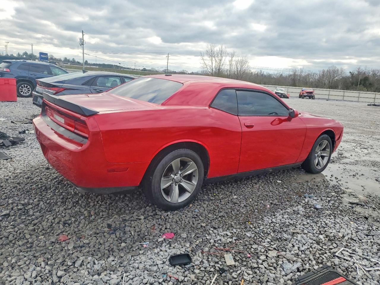 2012 DODGE CHALLENGER SXT photo 3