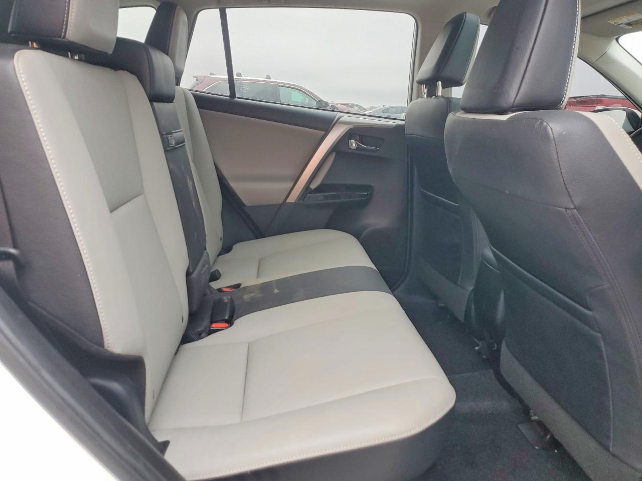 2018 TOYOTA RAV4 HV LIMITED photo 11