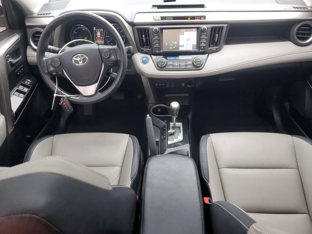 2018 TOYOTA RAV4 HV LIMITED photo 8
