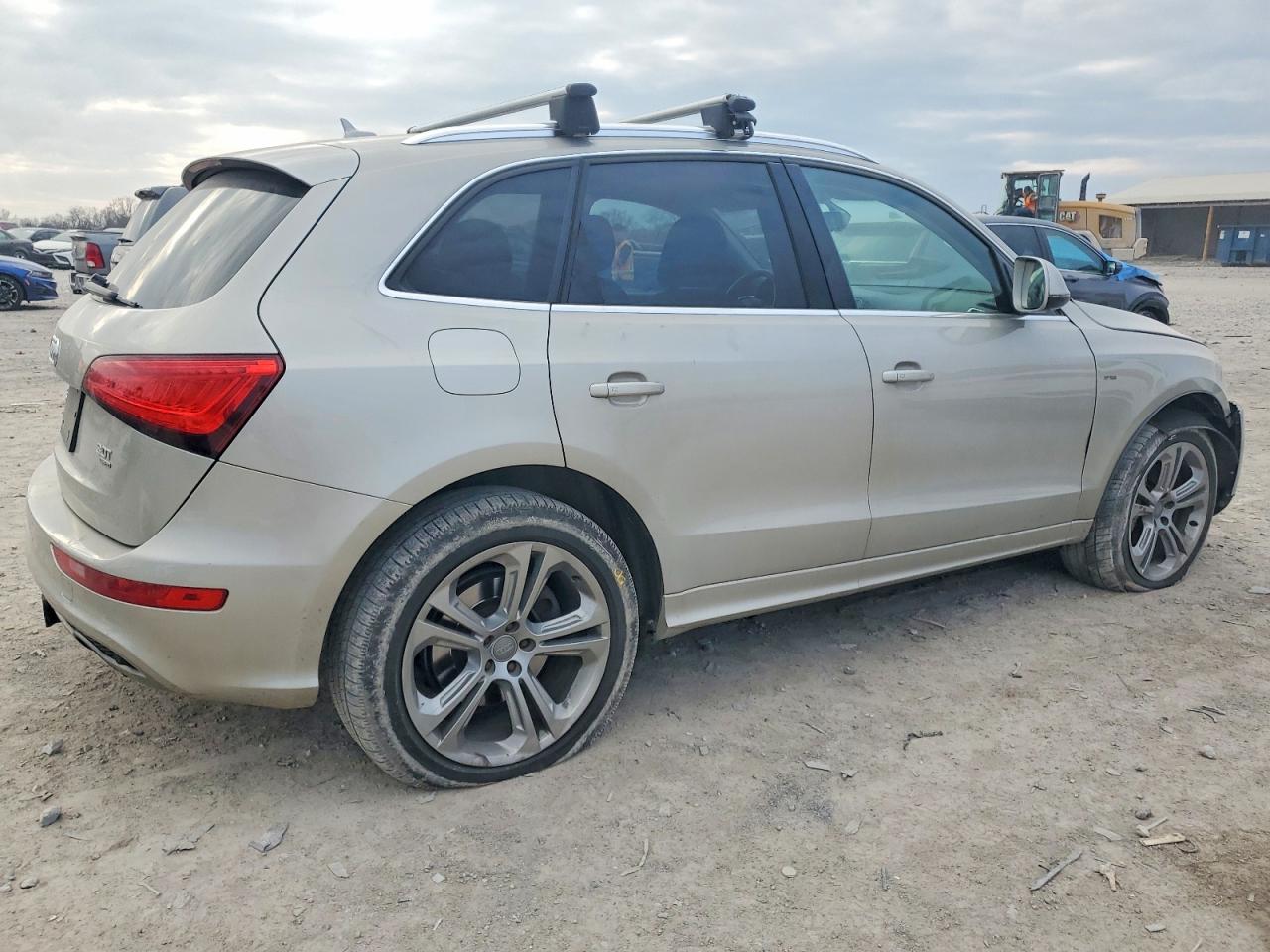 2013 AUDI Q5 PREMIUM PLUS photo 3