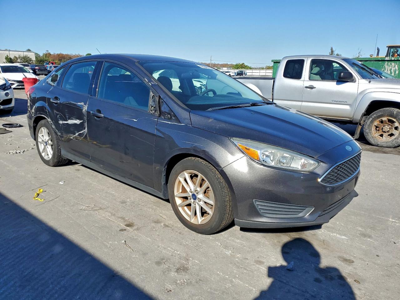 2015 FORD FOCUS SE photo 4