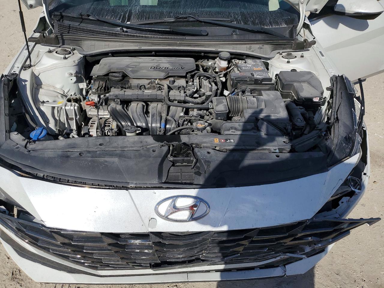 2022 HYUNDAI ELANTRA LIMITED photo 11