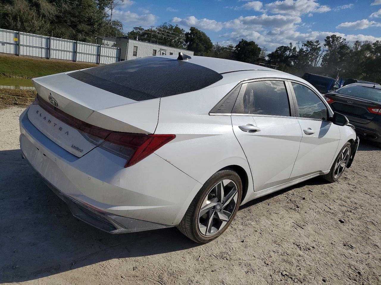 2022 HYUNDAI ELANTRA LIMITED photo 3
