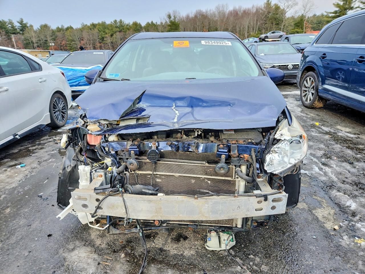 2015 TOYOTA PRIUS photo 5
