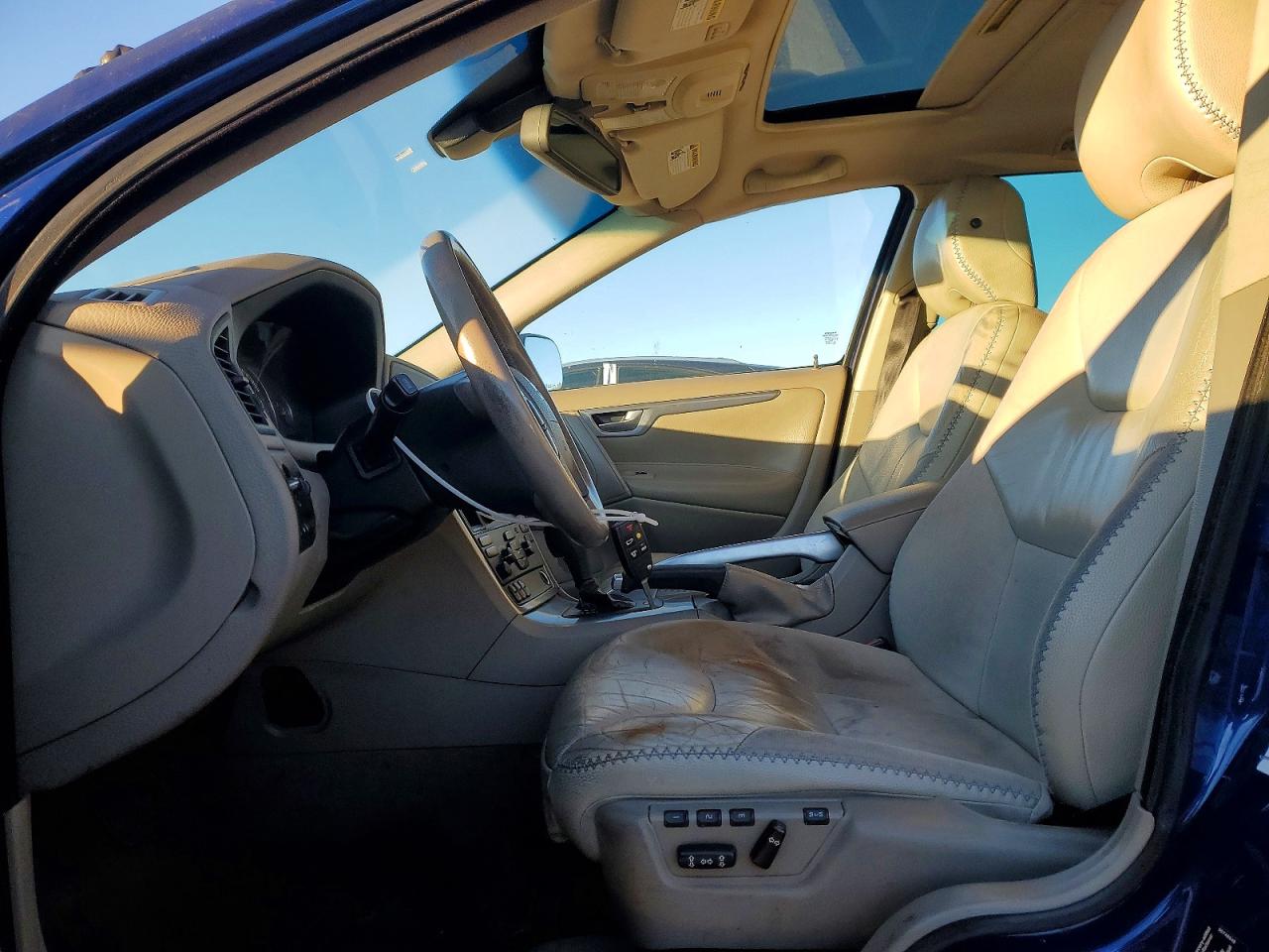 2006 VOLVO XC70 photo 7