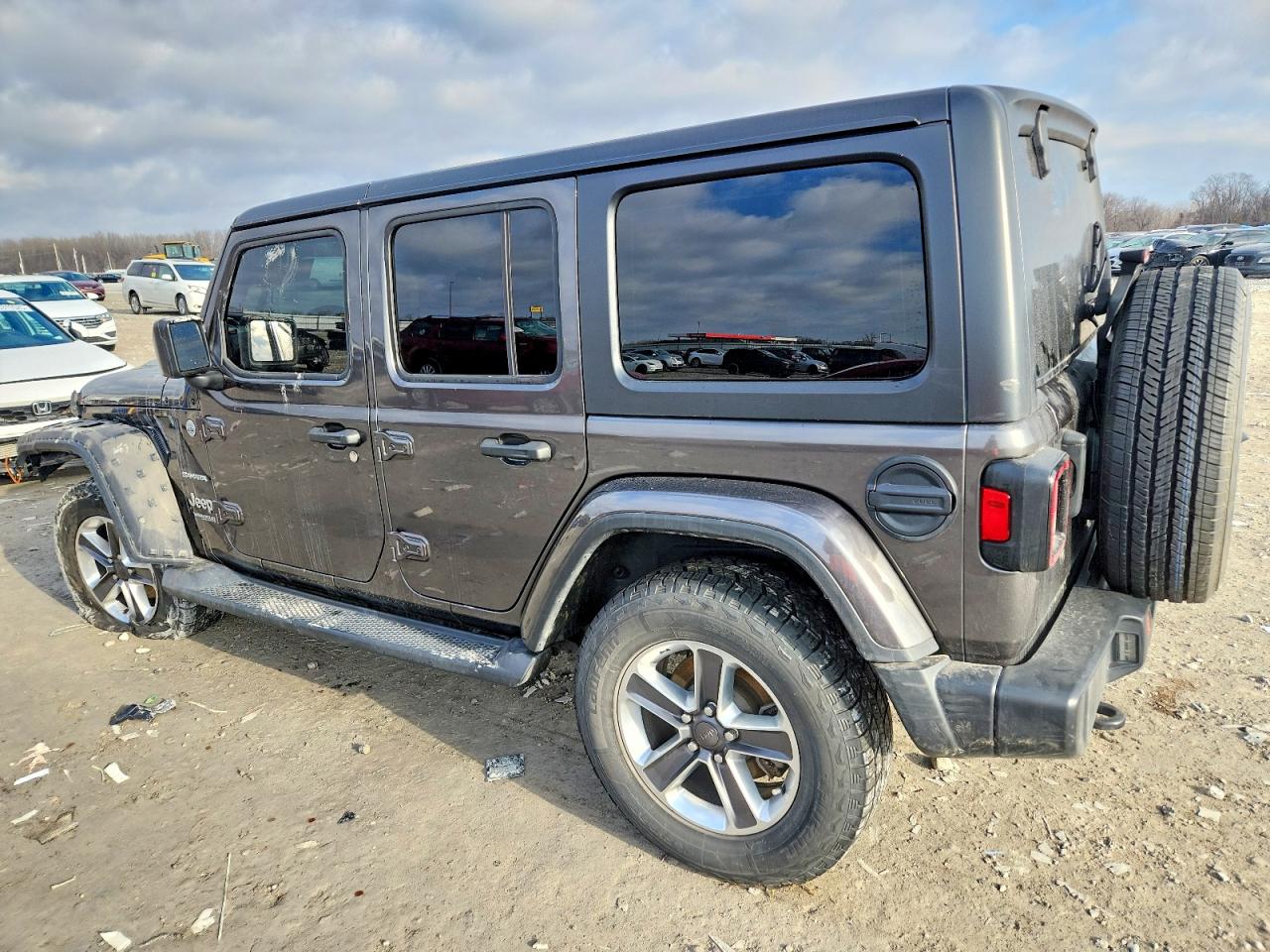 2019 JEEP WRANGLER UNLIMITED SAHARA photo 2