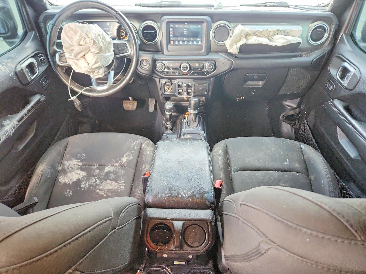 2019 JEEP WRANGLER UNLIMITED SAHARA photo 8