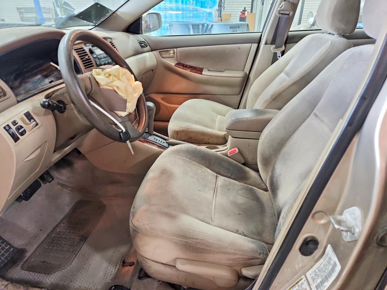 2006 TOYOTA COROLLA CE photo 7