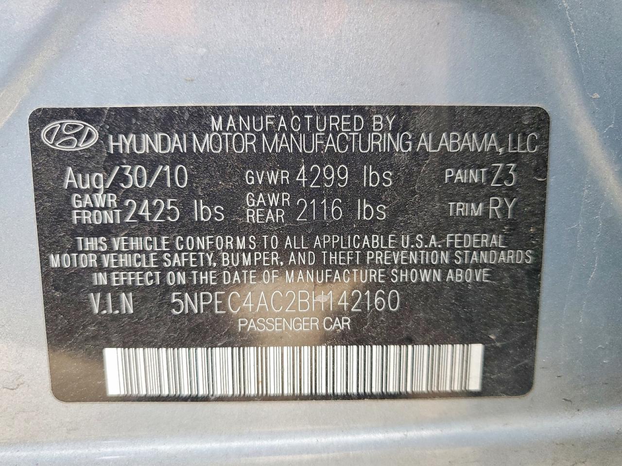 2011 HYUNDAI SONATA SE photo 12