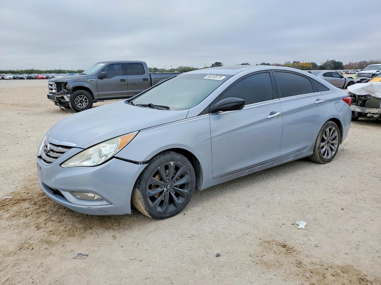 2011 HYUNDAI SONATA