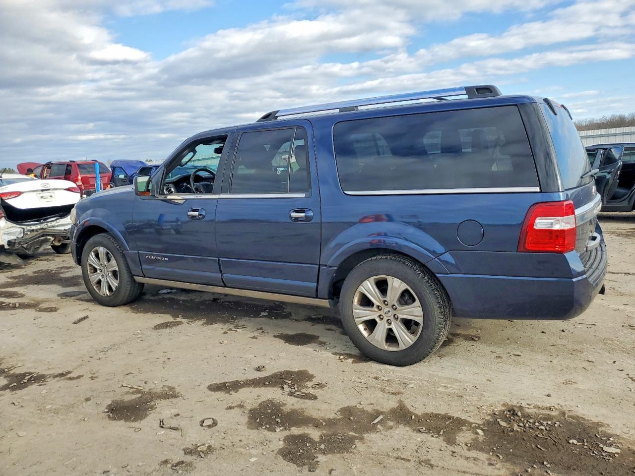 2015 FORD EXPEDITION EL PLATINUM photo 2