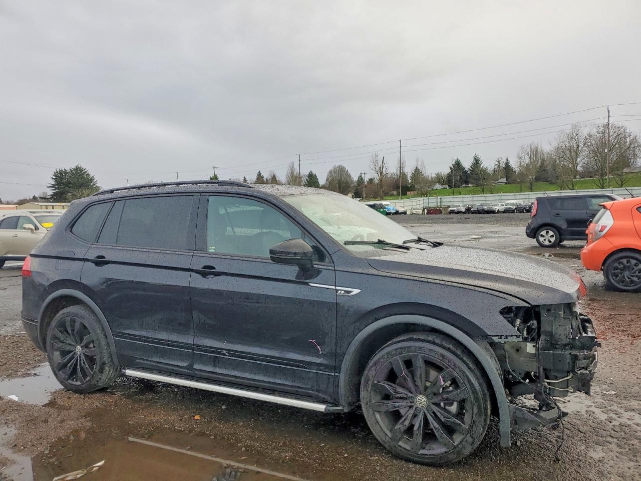 2021 VOLKSWAGEN TIGUAN SE photo 4