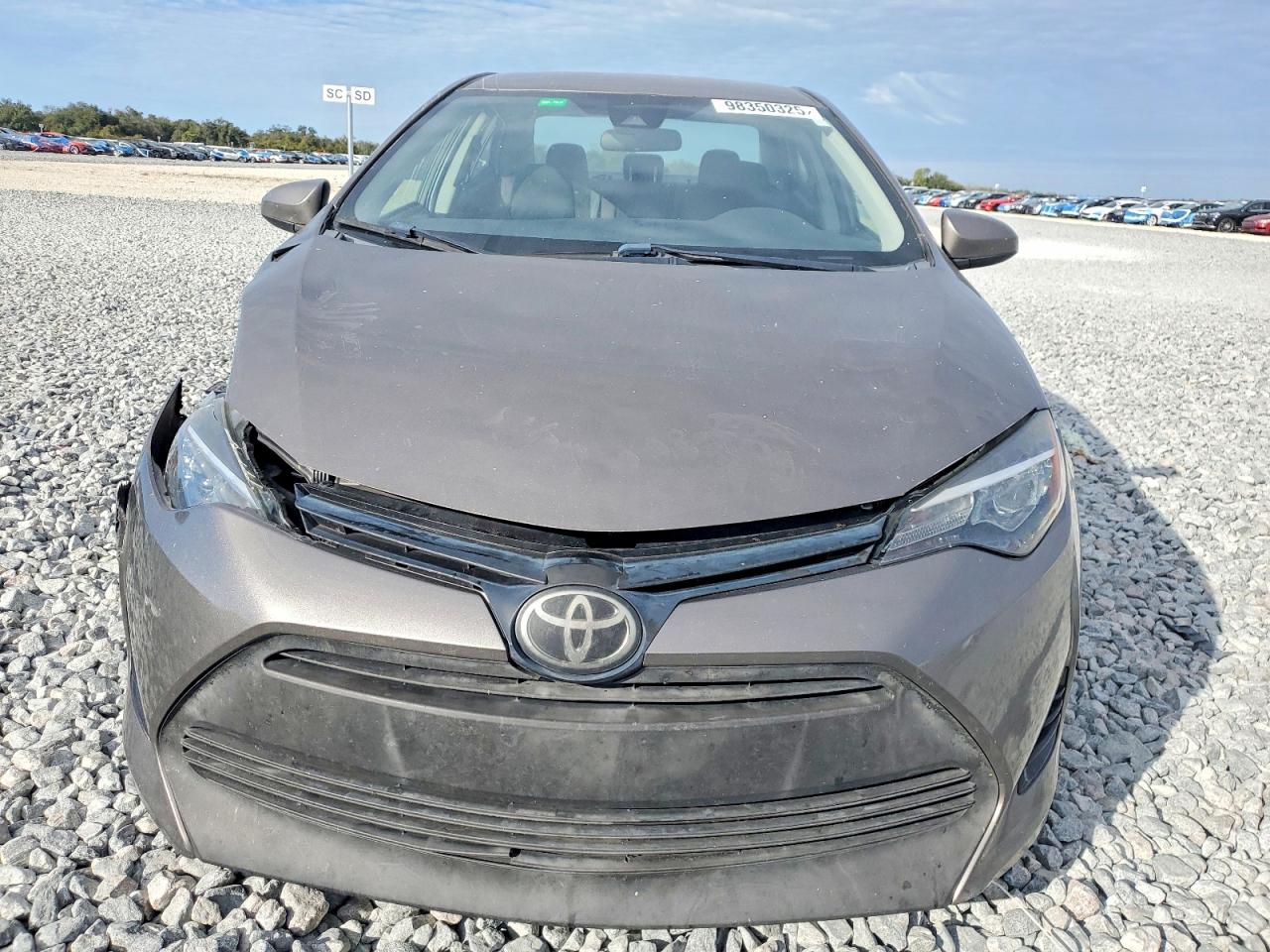 2018 TOYOTA COROLLA L photo 5