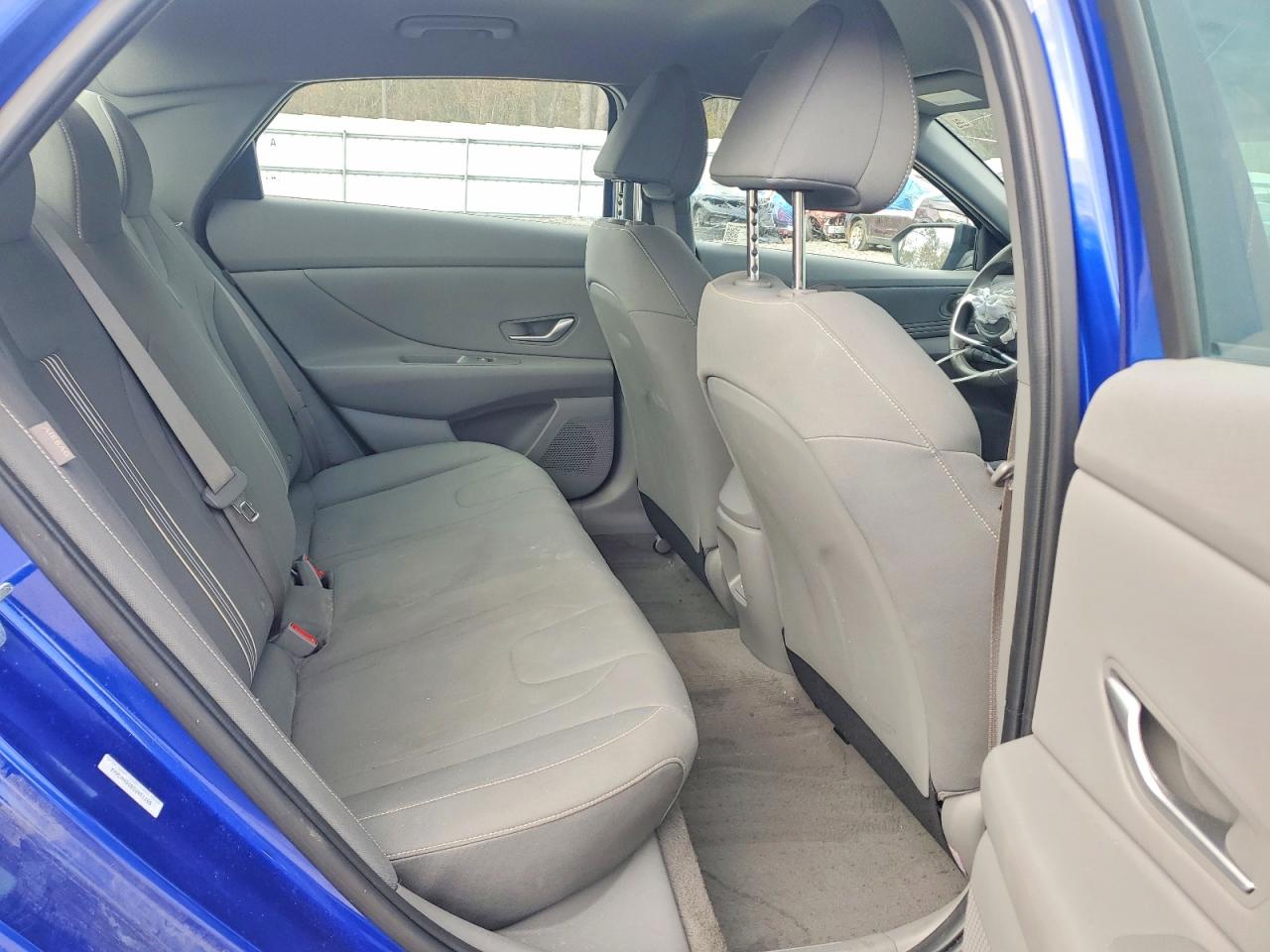 2025 HYUNDAI ELANTRA SEL SPORT photo 10