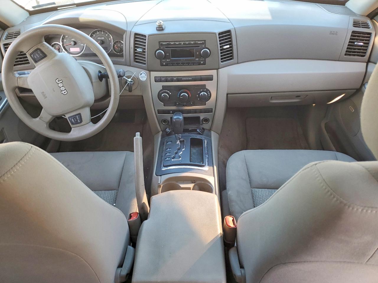 2007 JEEP GRAND CHEROKEE LAREDO photo 8