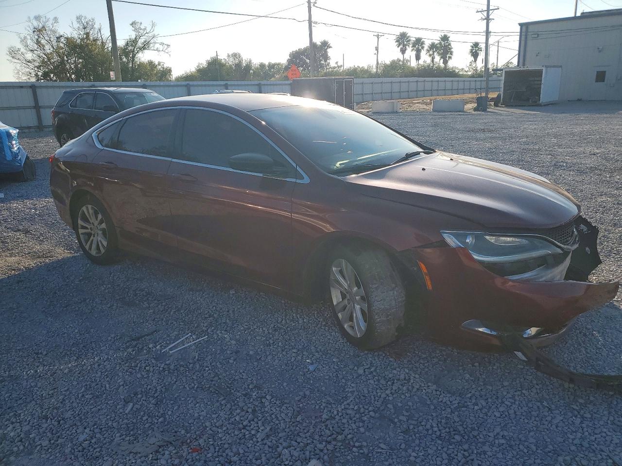2015 CHRYSLER 200 LIMITED photo 4