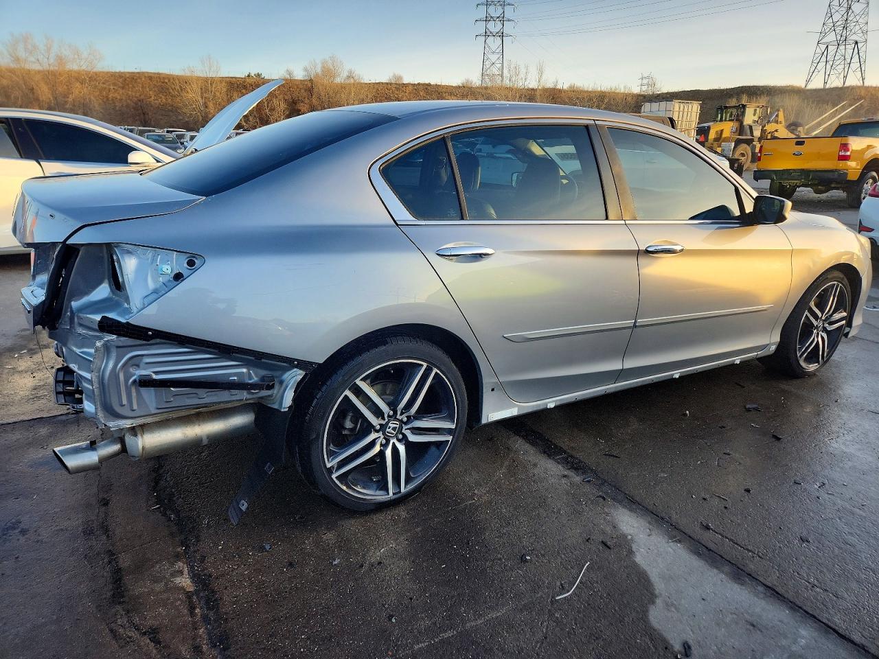 2017 HONDA ACCORD SPORT photo 3