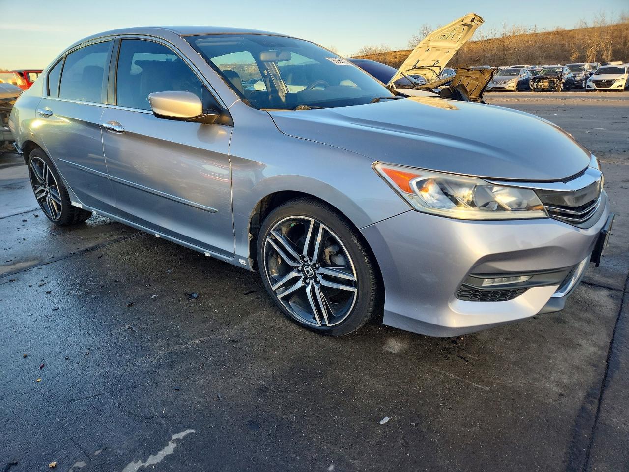 2017 HONDA ACCORD SPORT photo 4