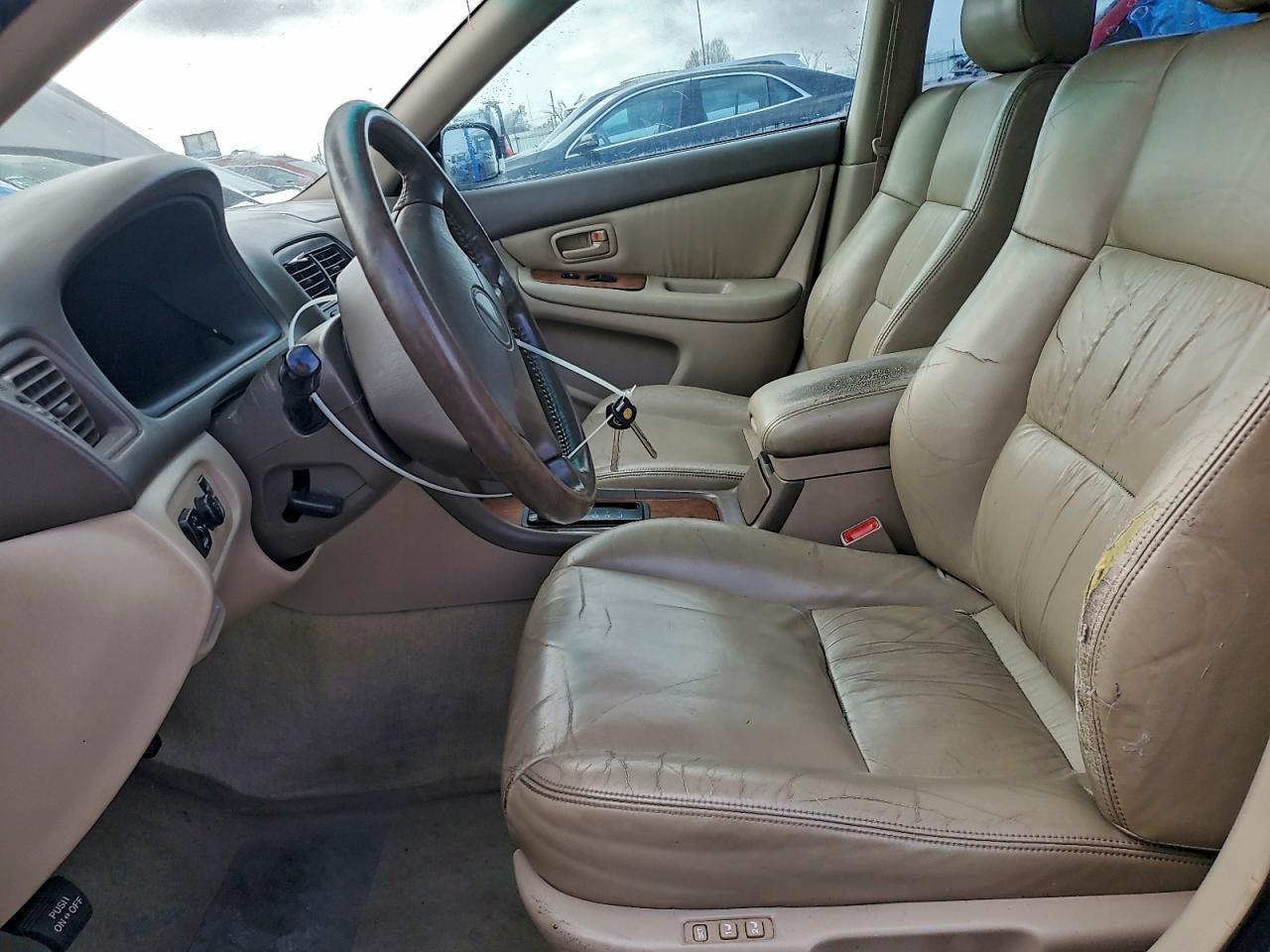1997 LEXUS ES 300 photo 7