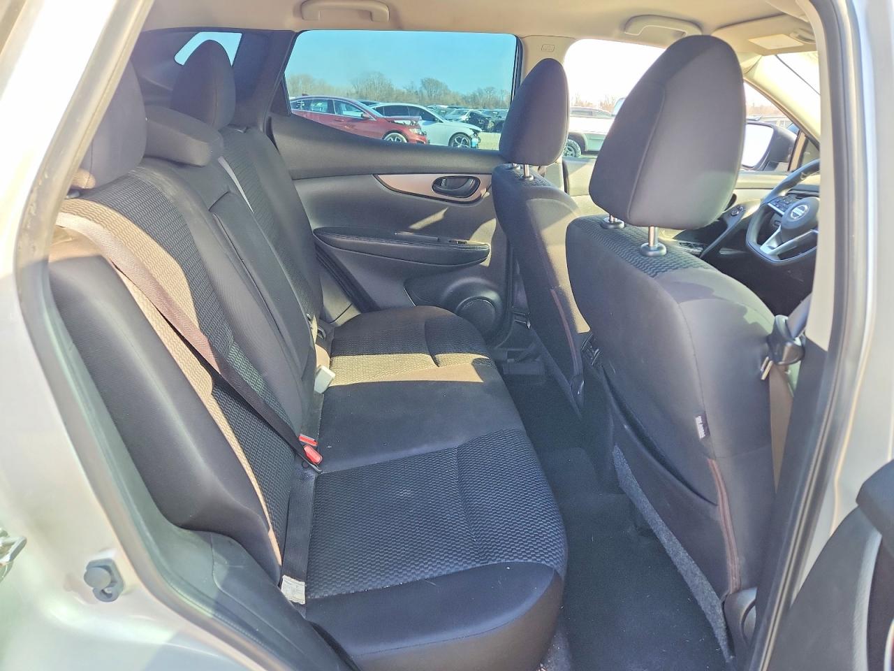 2019 NISSAN ROGUE SPORT S photo 11