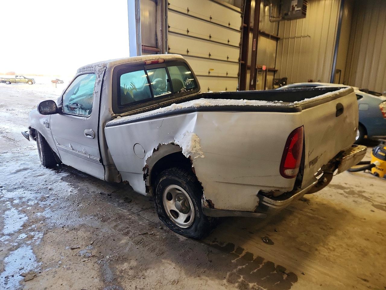 2000 FORD F150 photo 2