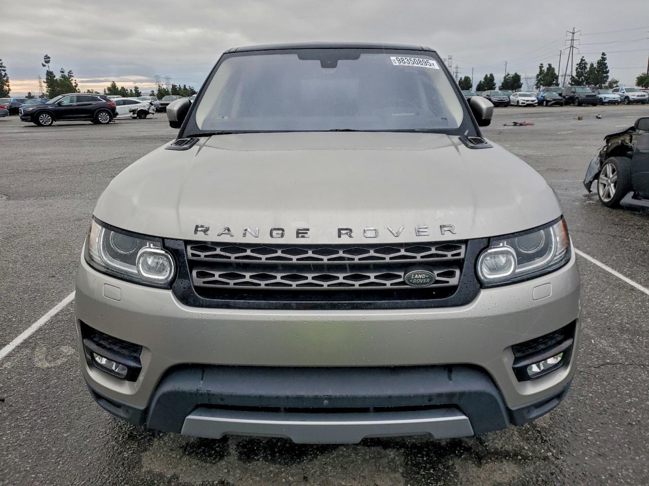2016 LAND ROVER RANGE ROVER SPORT SE photo 5