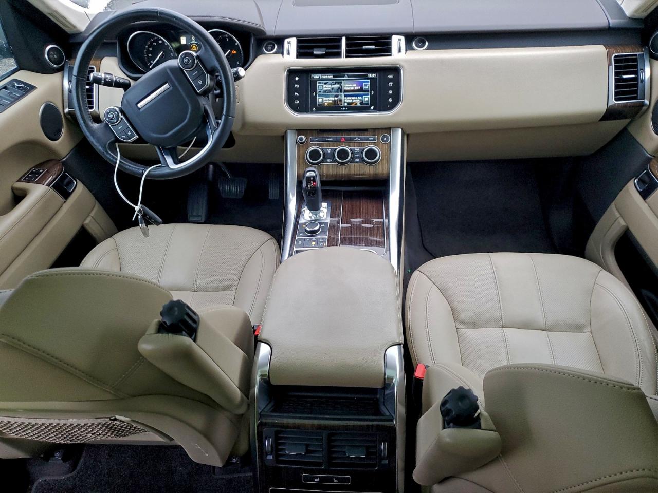 2016 LAND ROVER RANGE ROVER SPORT SE photo 8