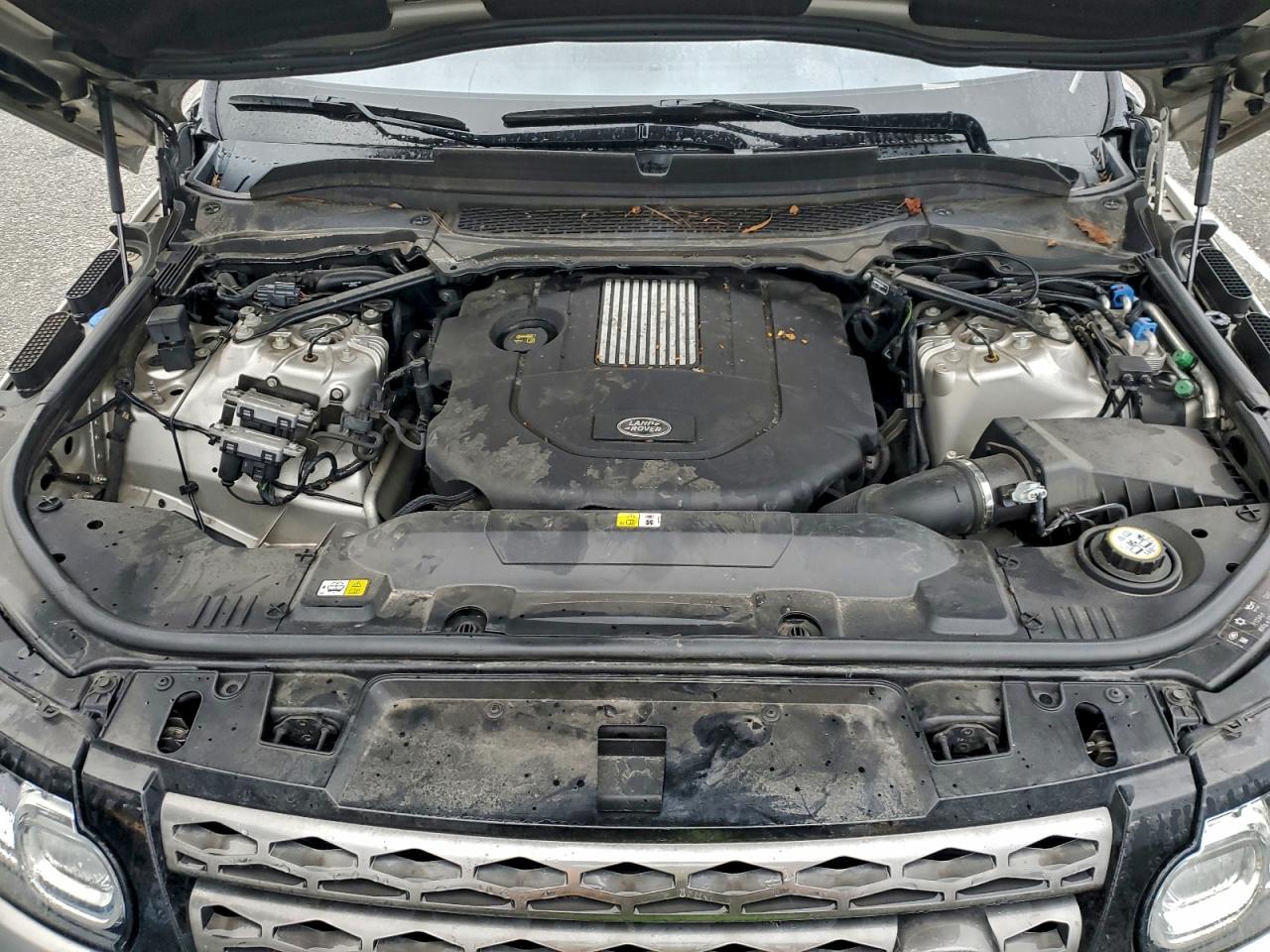 2016 LAND ROVER RANGE ROVER SPORT SE photo 12