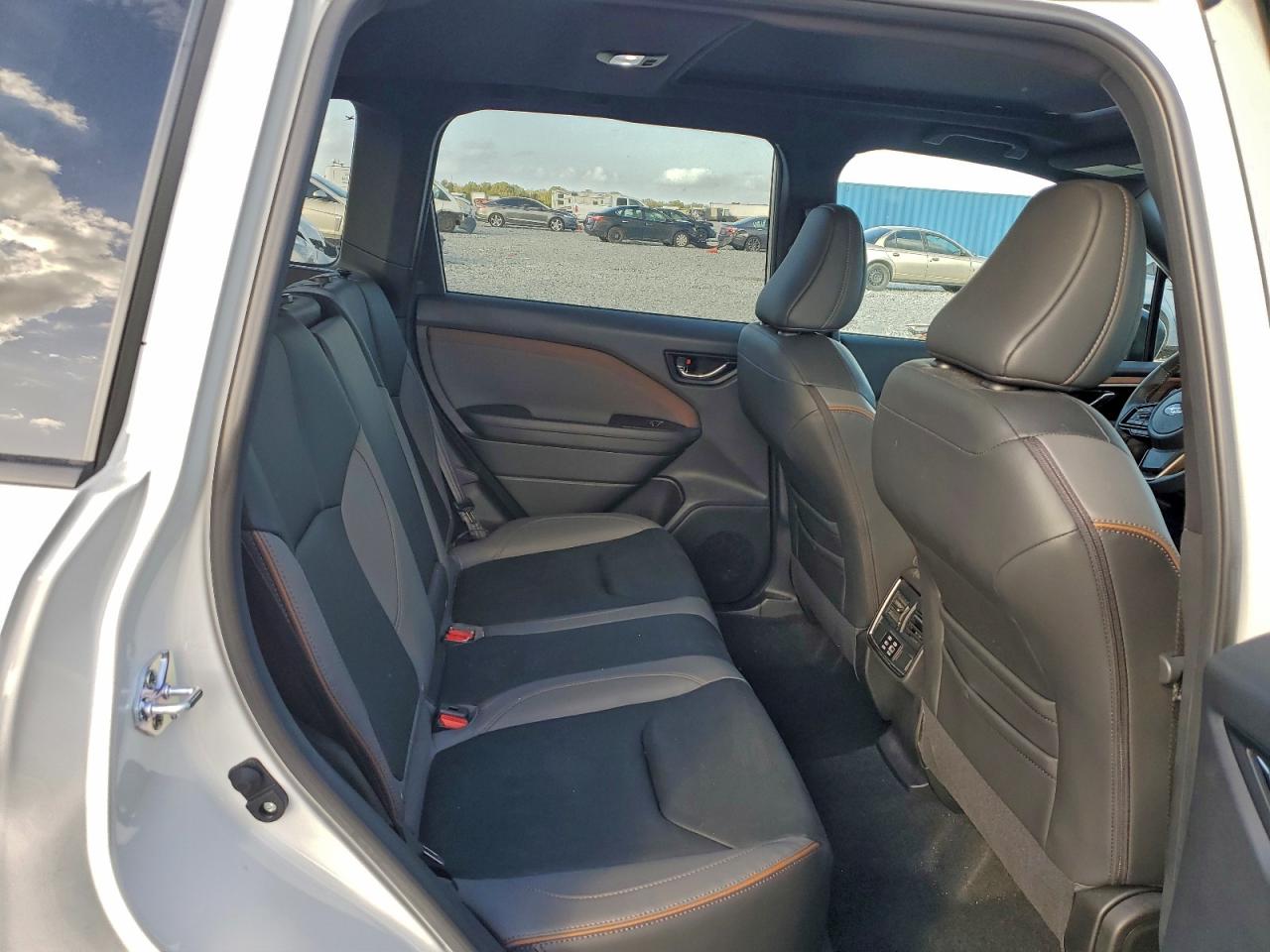 2025 SUBARU FORESTER SPORT photo 11