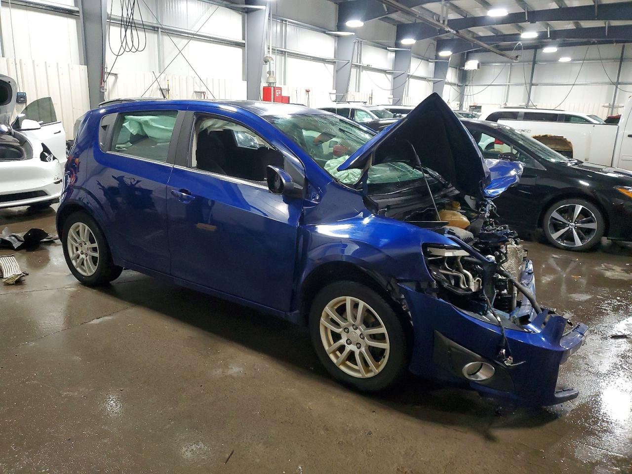 2014 CHEVROLET SONIC LT photo 4
