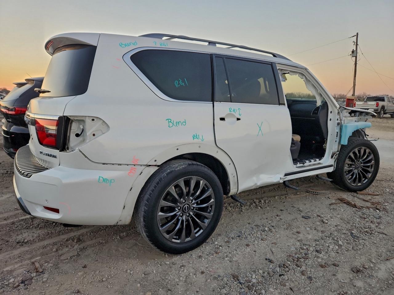2021 NISSAN ARMADA PLATINUM photo 3