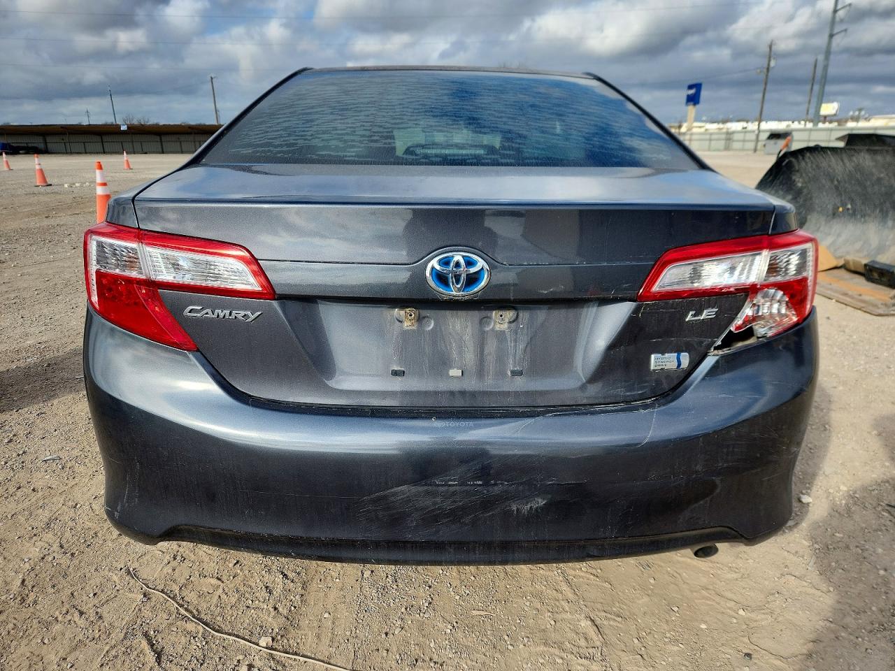 2012 TOYOTA CAMRY HYBRID photo 6