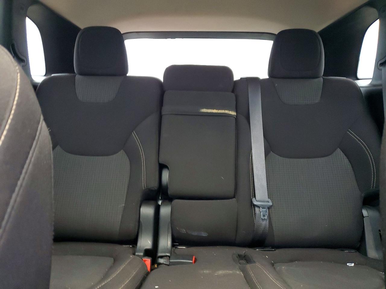 2017 JEEP CHEROKEE LATITUDE photo 10