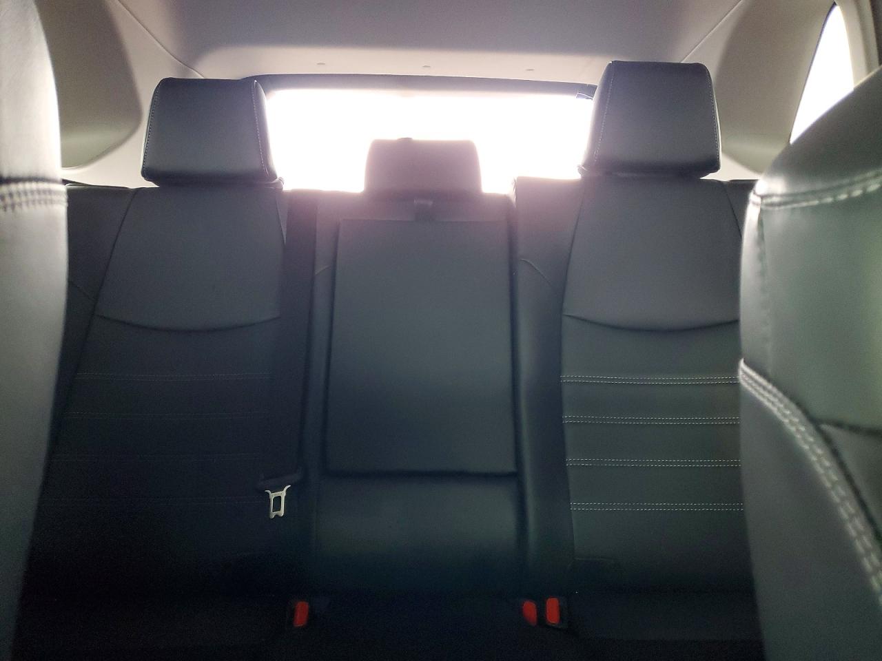 2025 TOYOTA RAV4 XLE PREMIUM photo 10