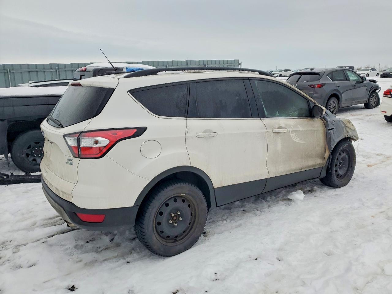 2018 FORD ESCAPE SEL photo 3