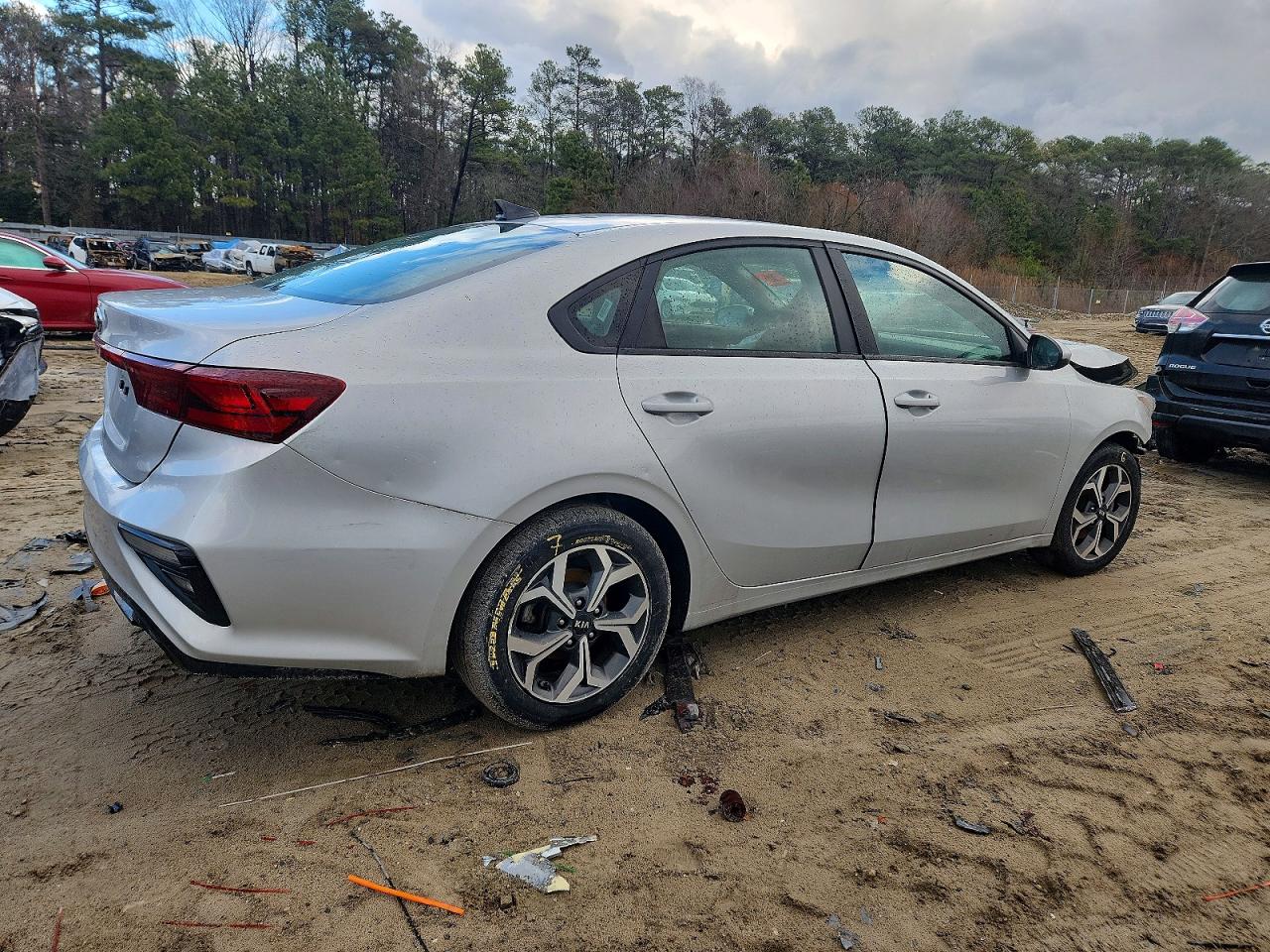 2021 KIA FORTE LXS photo 3