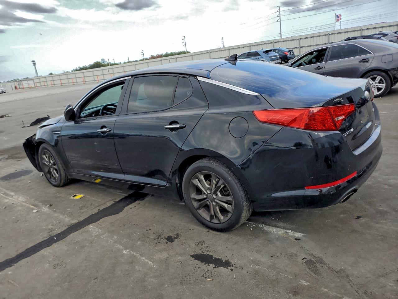 2013 KIA OPTIMA EX photo 2