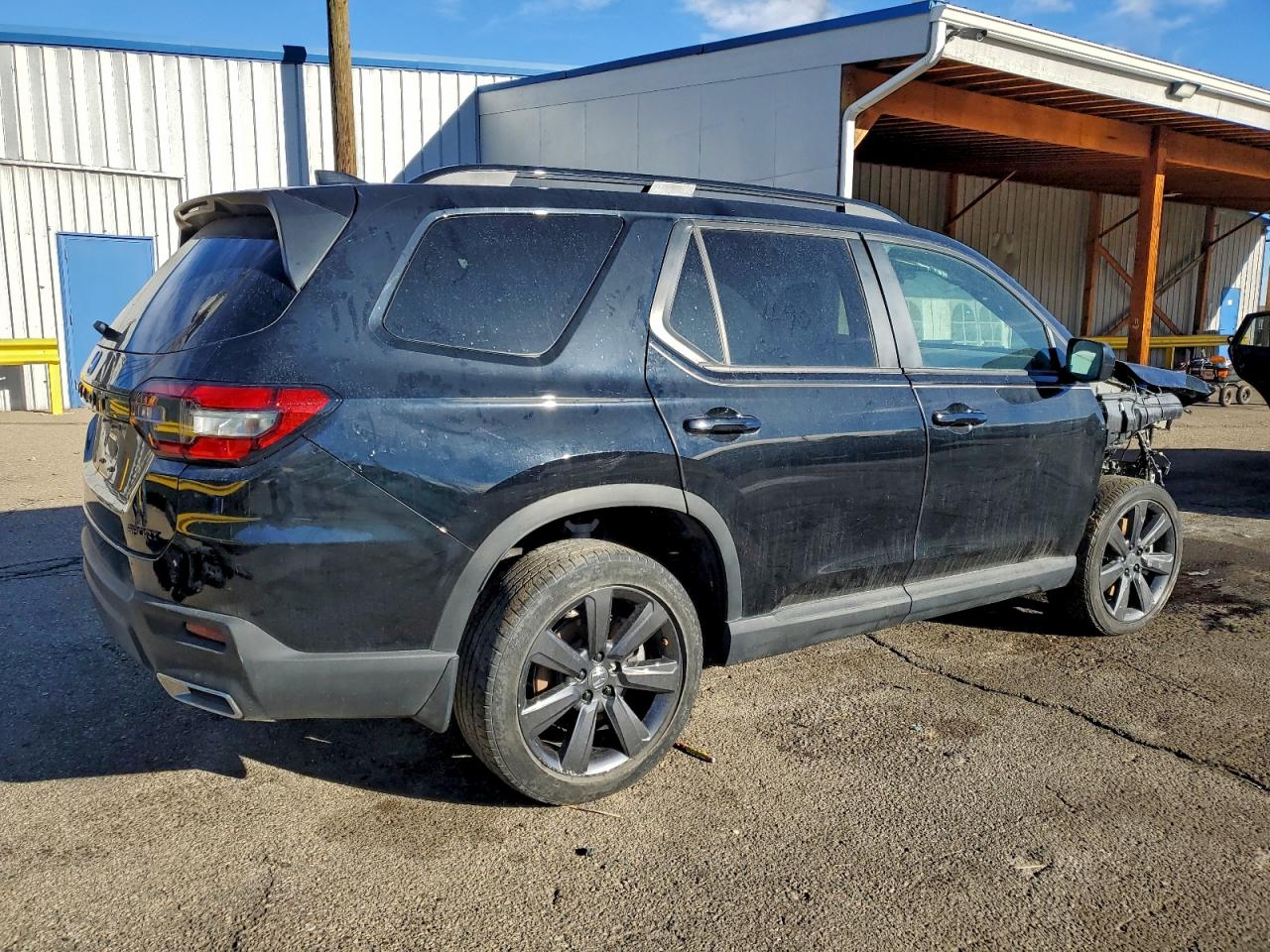 2025 HONDA PILOT SPORT photo 3