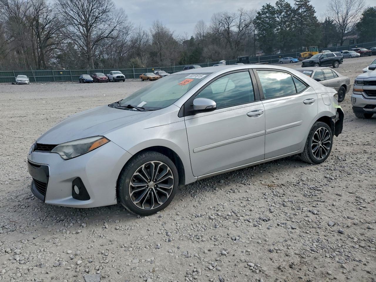 2016 TOYOTA COROLLA