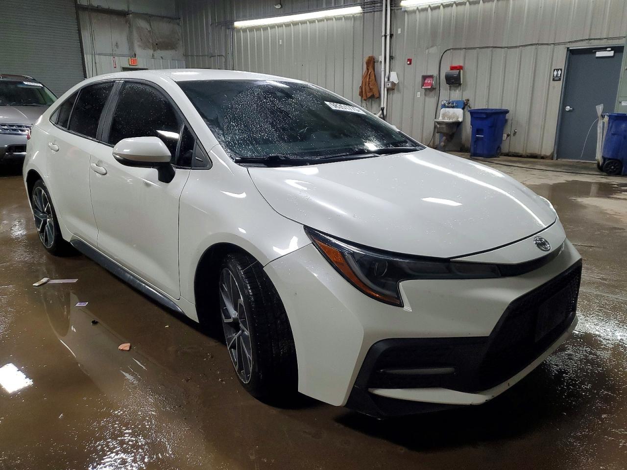 2021 TOYOTA COROLLA SE photo 4
