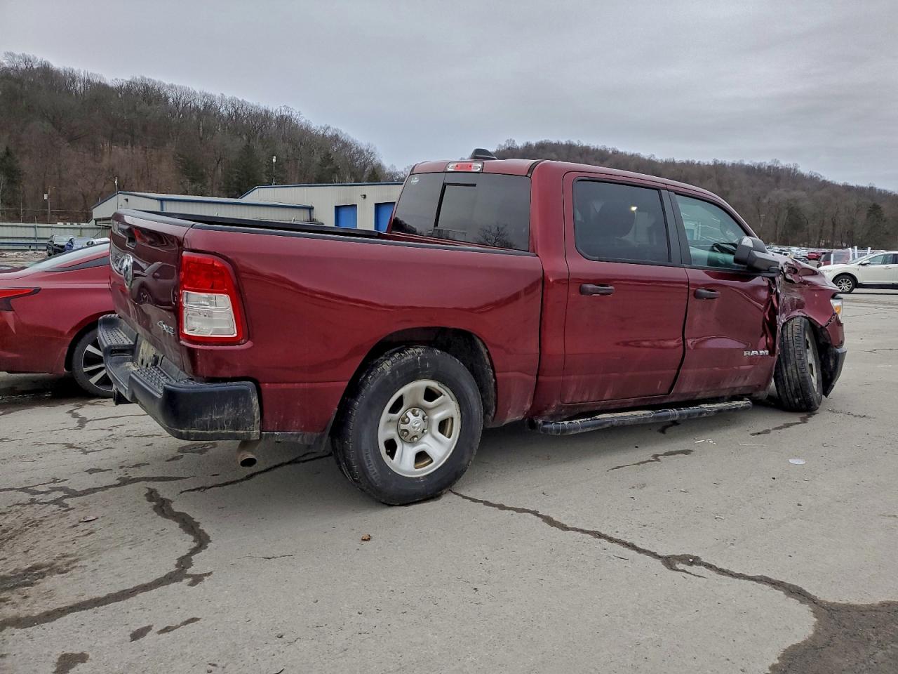 2019 RAM 1500 TRADESMAN photo 3