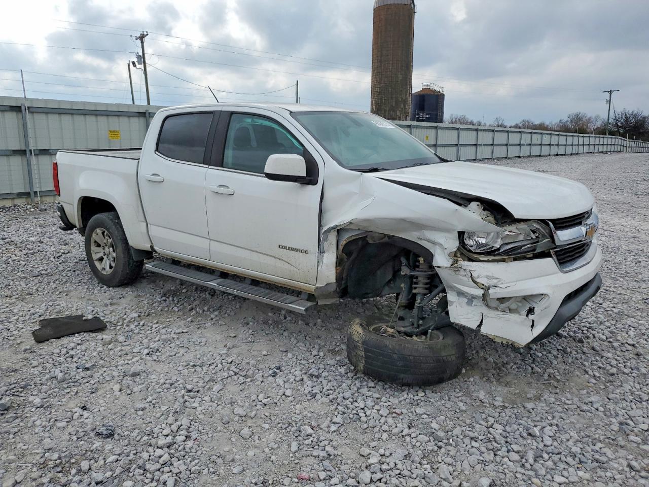 2019 CHEVROLET COLORADO photo 4