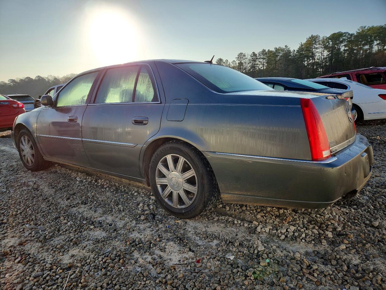 2006 CADILLAC DTS photo 2