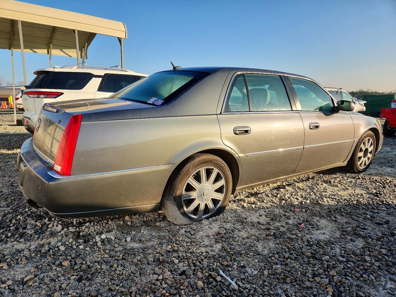 2006 CADILLAC DTS photo 3