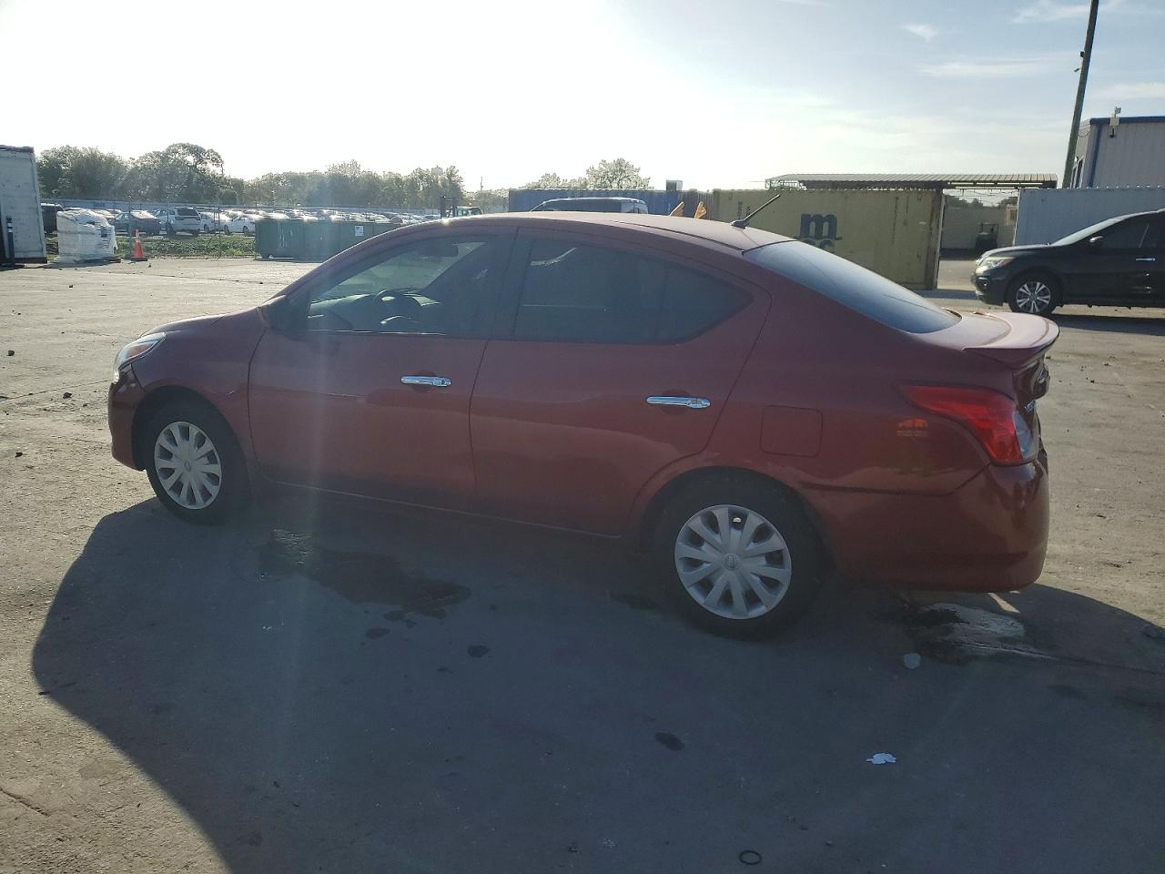 2019 NISSAN VERSA S photo 2