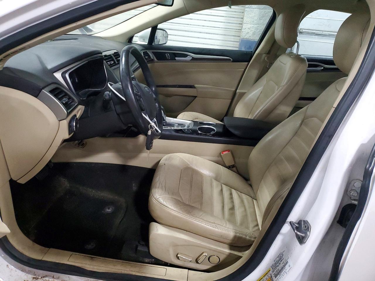 2013 FORD FUSION SE photo 7