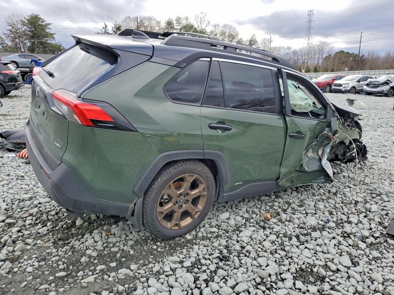 2025 TOYOTA RAV4 WOODLAND EDITION photo 3